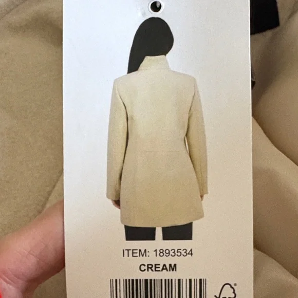 NWT Vince Camuto Cream Coat - Picture 8 of 8